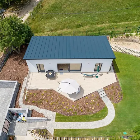 Hillside Semesterbostad